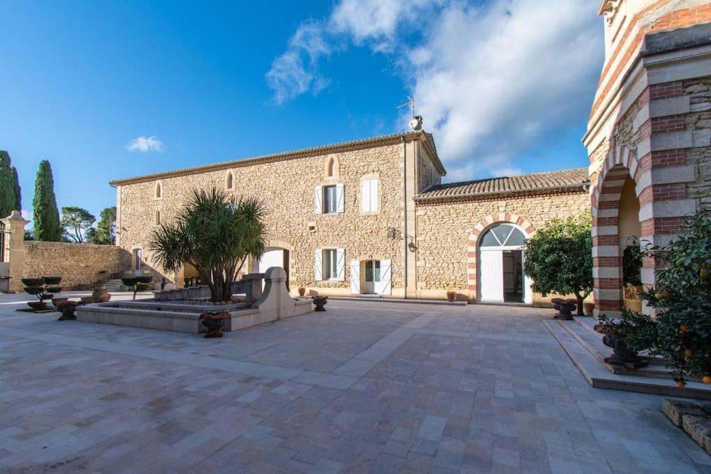 Domaine Mas Begon Villa Aigues-Vives  ภายนอก รูปภาพ